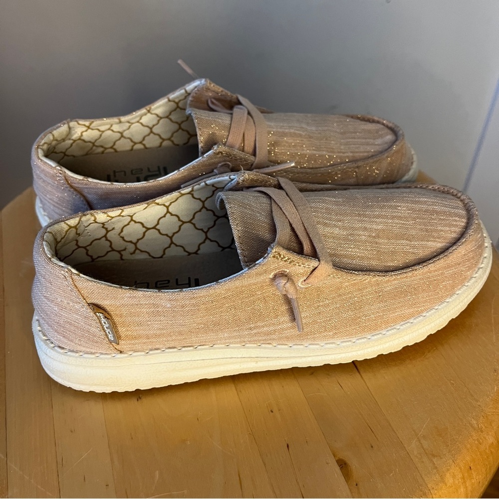 Casual Tan Hey Dude Slip-On Shoes Kids Sz 4